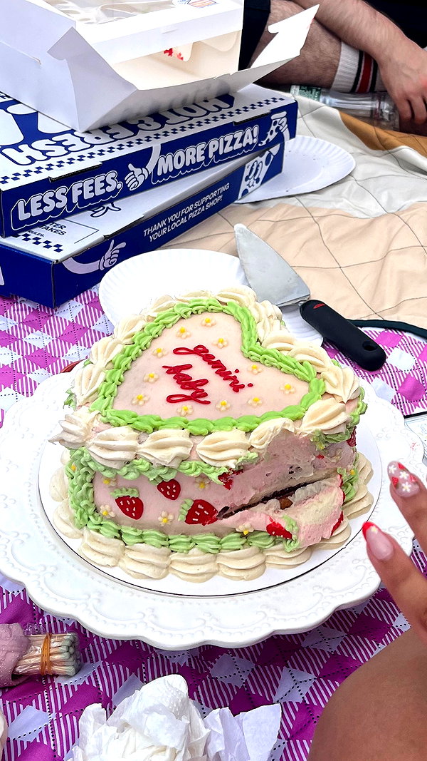 melislie instagram image archive image