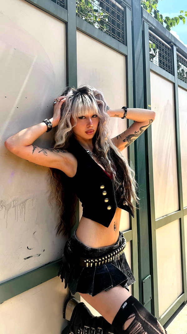 melislie instagram image archive image