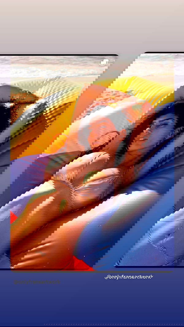 miakhalifa miakhalifa archive image