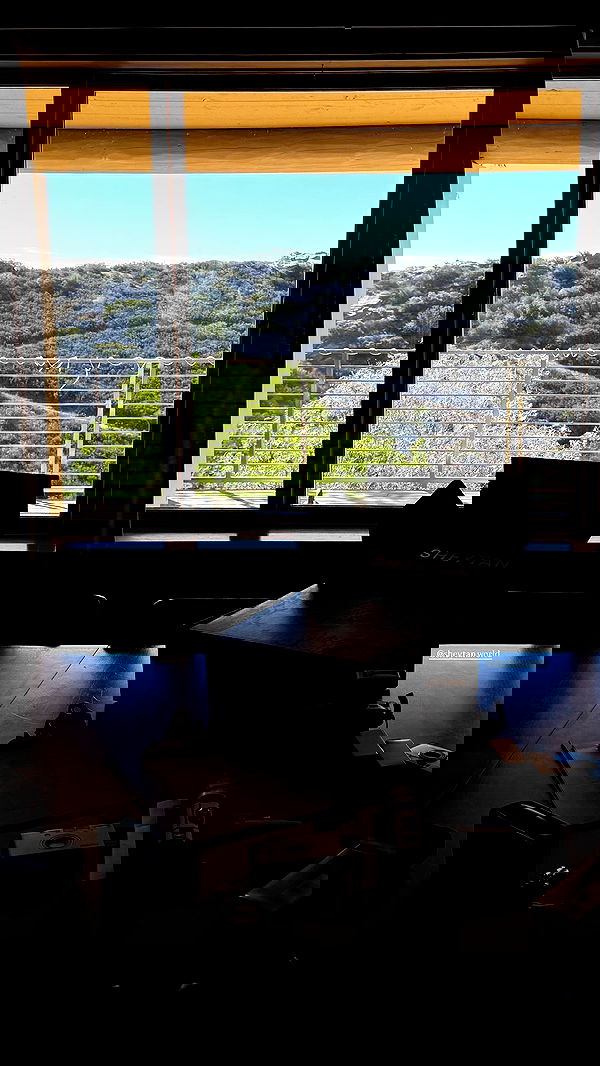 miakhalifa miakhalifa archive image