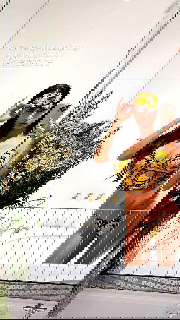 miakhalifa miakhalifa archive image