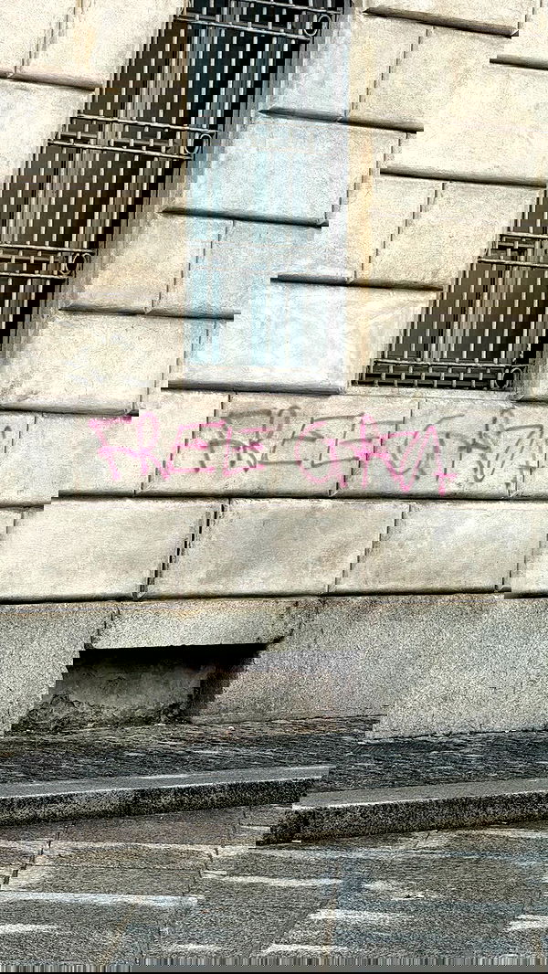 miakhalifa miakhalifa archive image