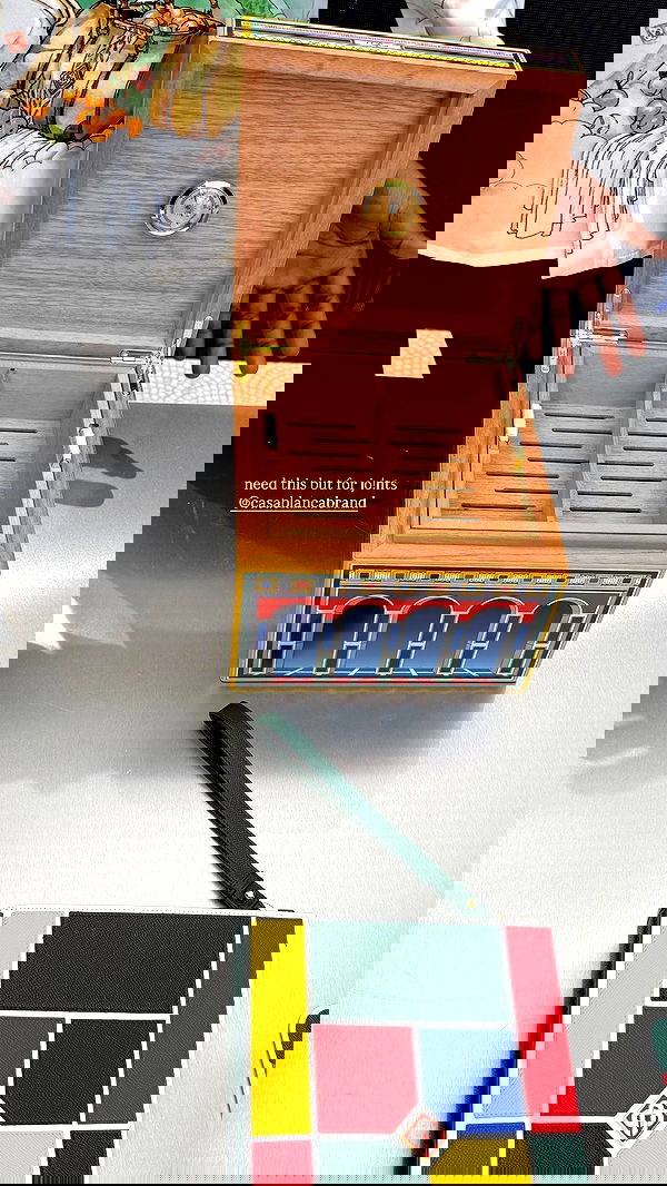 miakhalifa miakhalifa archive image