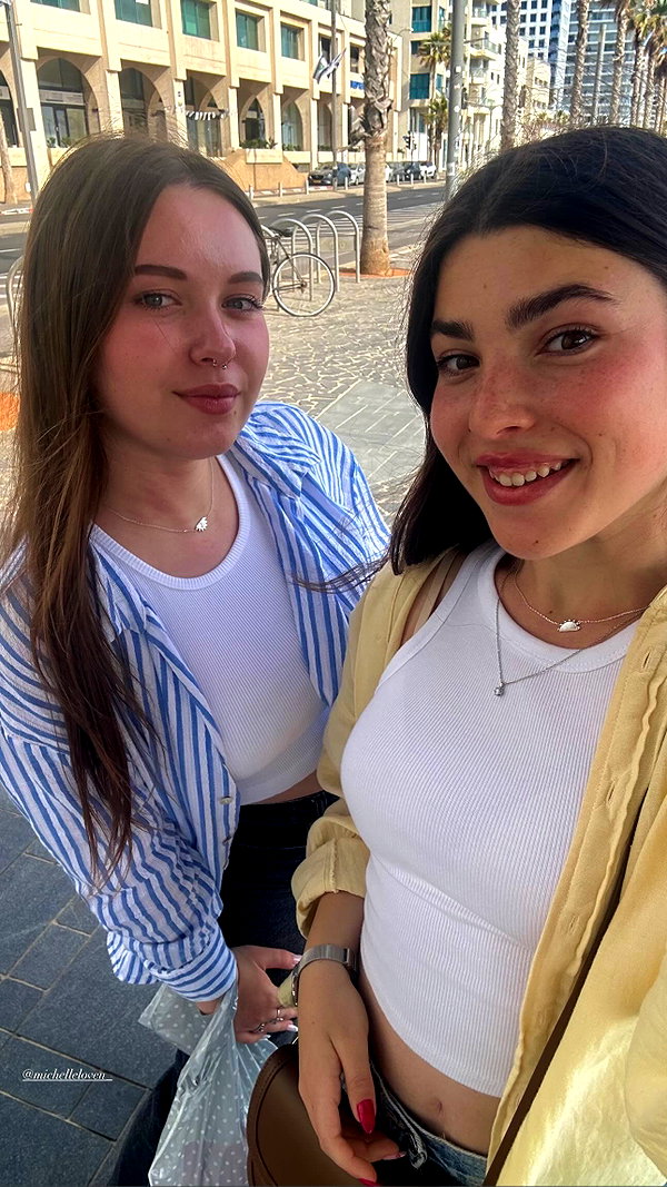 michelleloven_ instagram image archive image