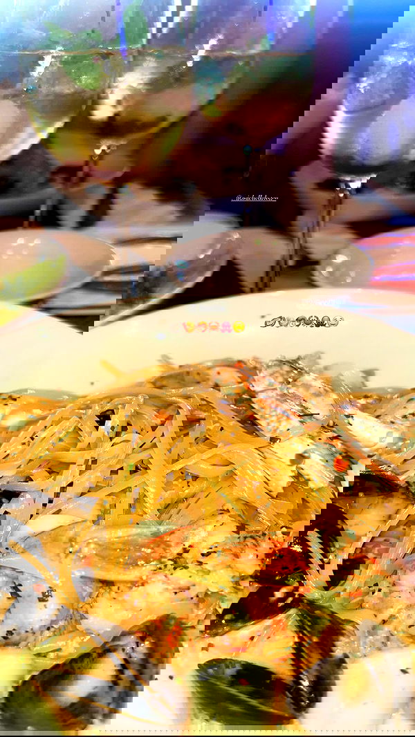 michelleloven_ michelleloven_ archive image