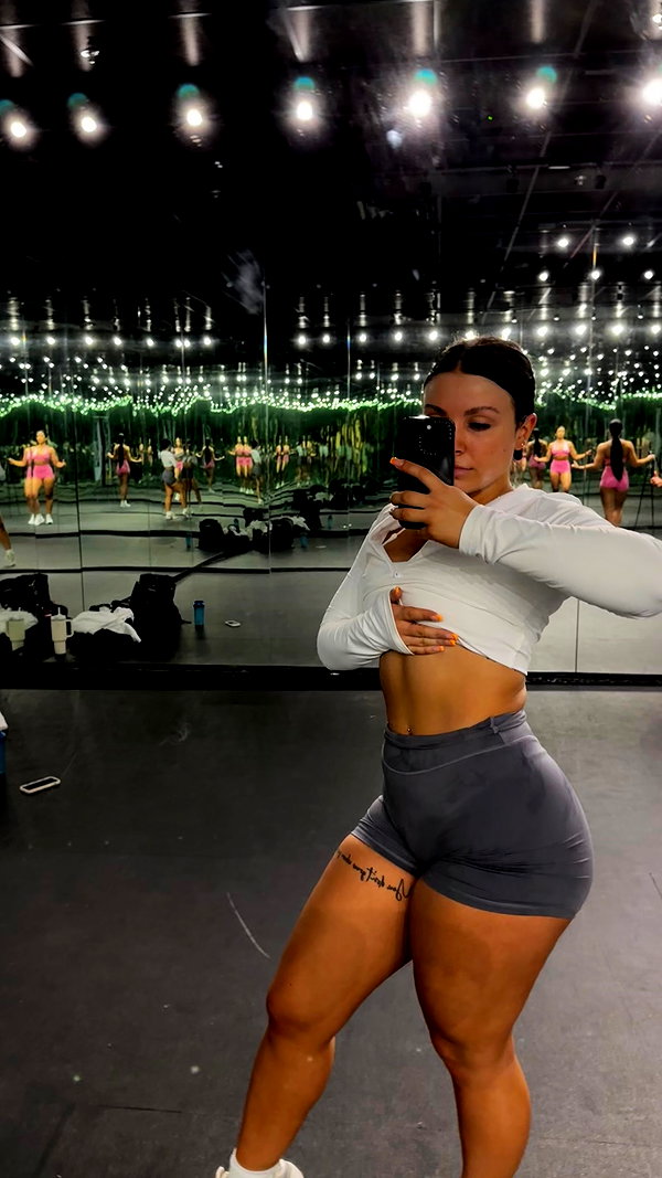 mikaela.lesikar instagram image archive image