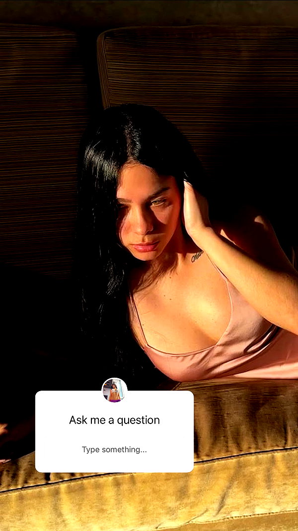 mili.cohen.official instagram image archive image