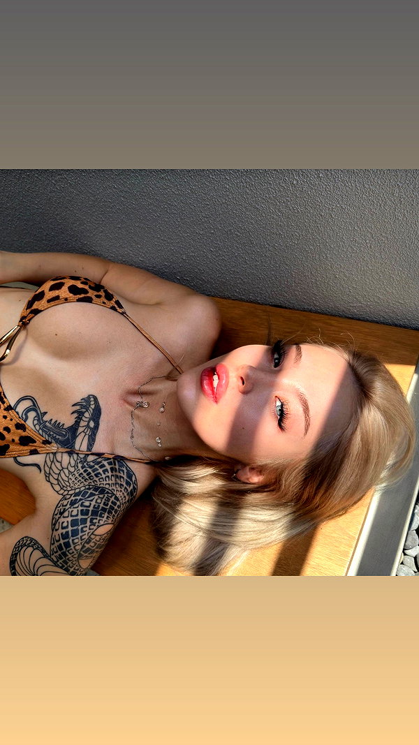 milla_snake instagram image archive image