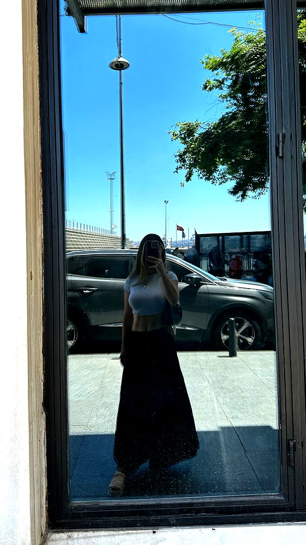 minicuta instagram image archive image