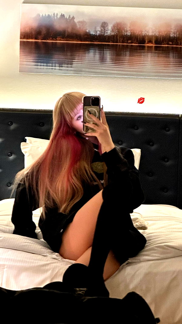 miss_baby007 instagram image archive image