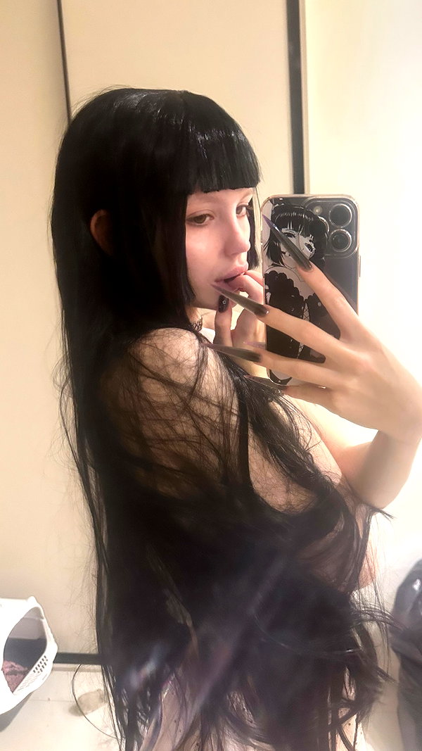 miss_baby007 instagram image archive image