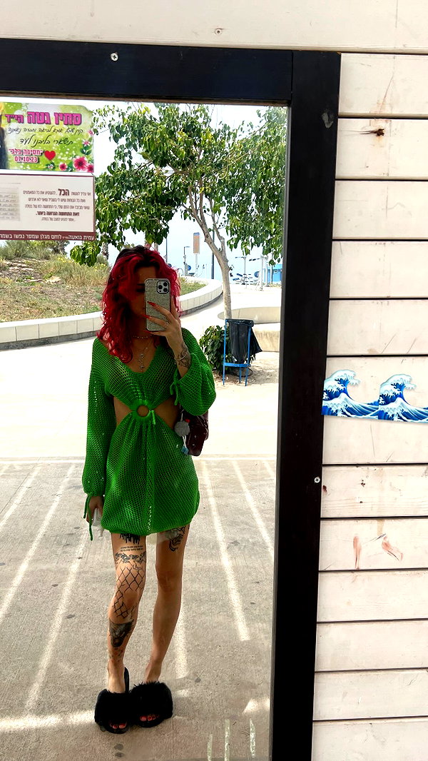 miss_insta_x.18 instagram image archive image