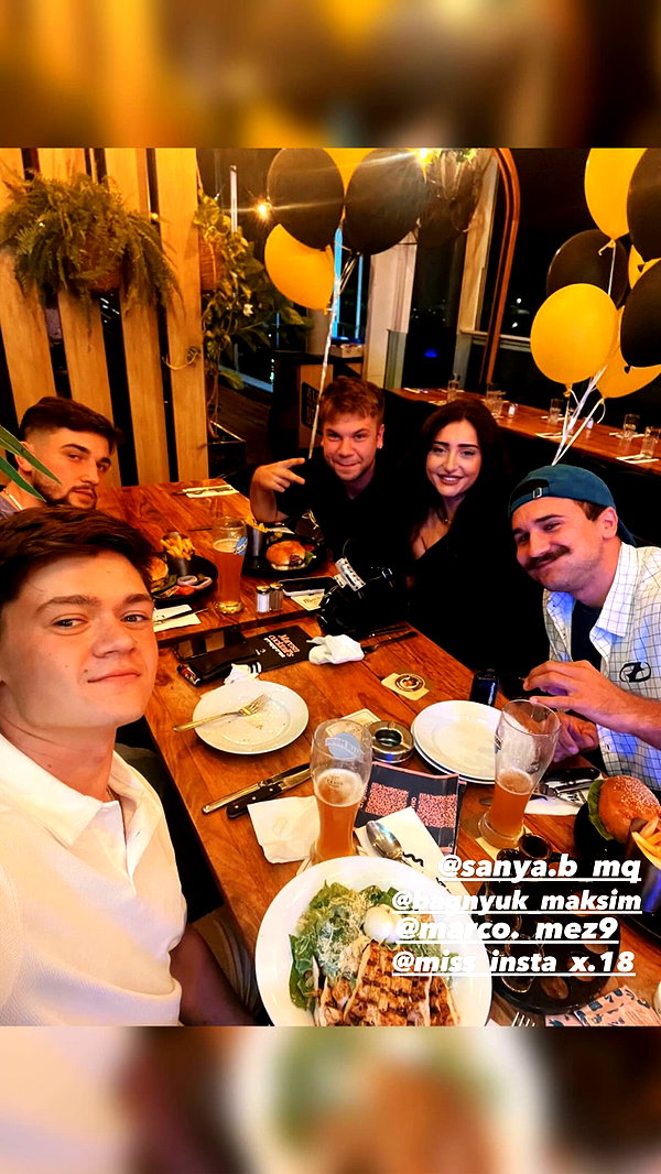 miss_insta_x.18 instagram image archive image