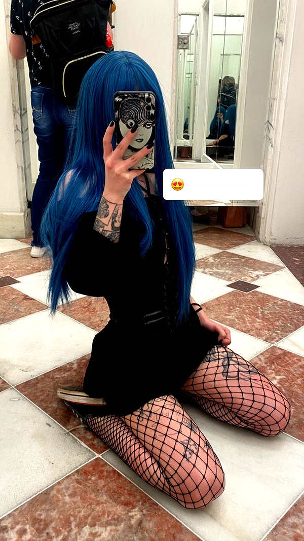 mittzaa_ instagram image archive image