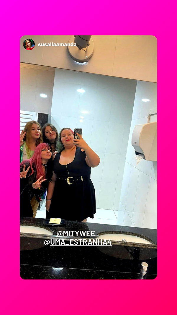mittzaa_ instagram image archive image