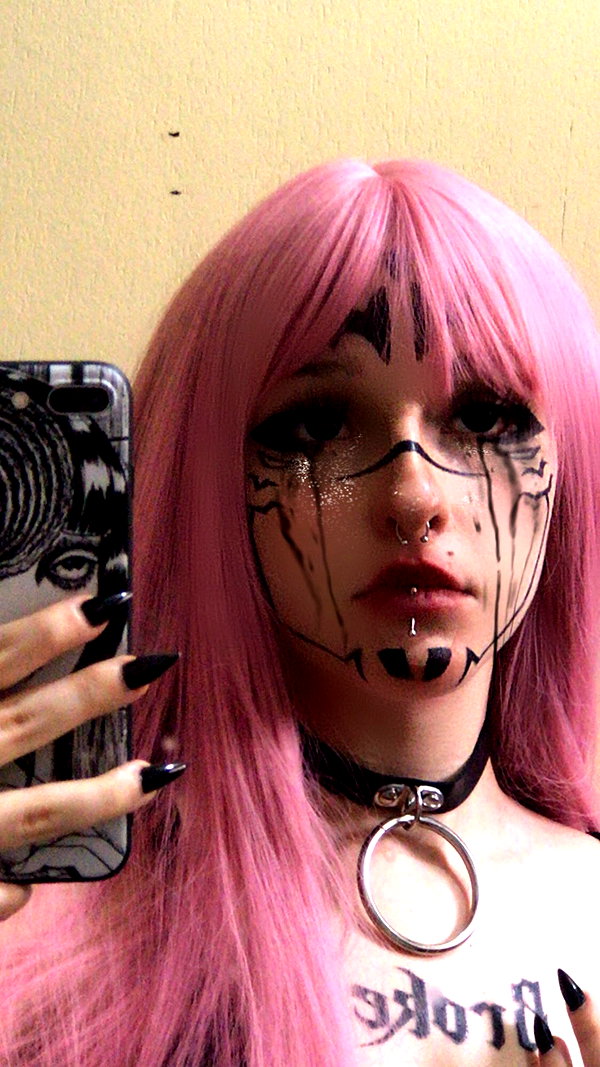mityweee_ instagram image archive image