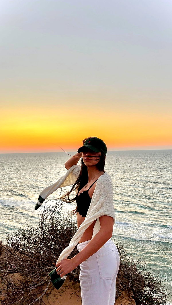 miya_sahar instagram image archive image