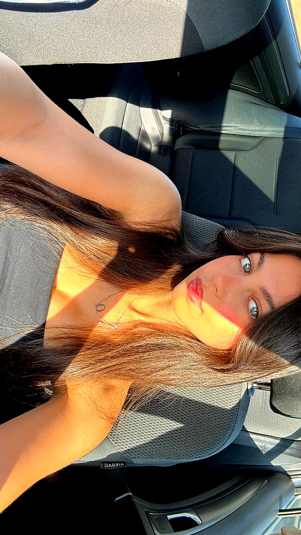 miya_sahar instagram image archive image