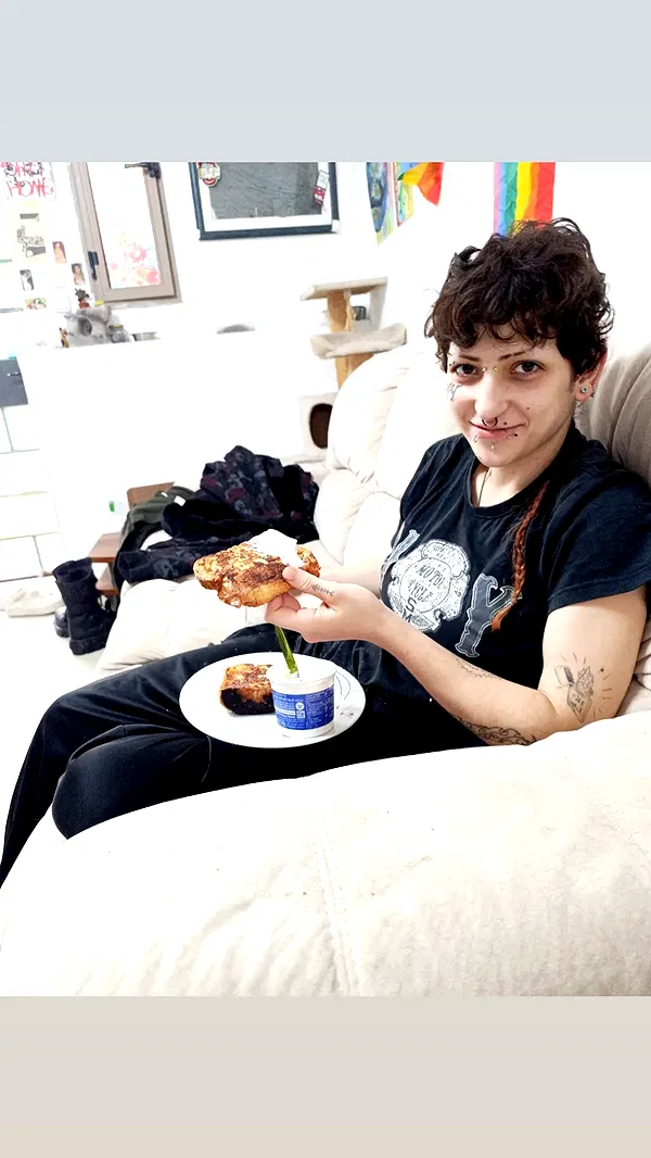 moonyyyya moonyyyya archive image