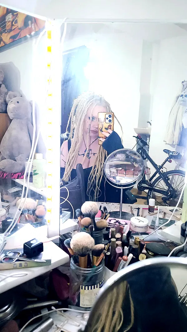 moonyyyya moonyyyya archive image