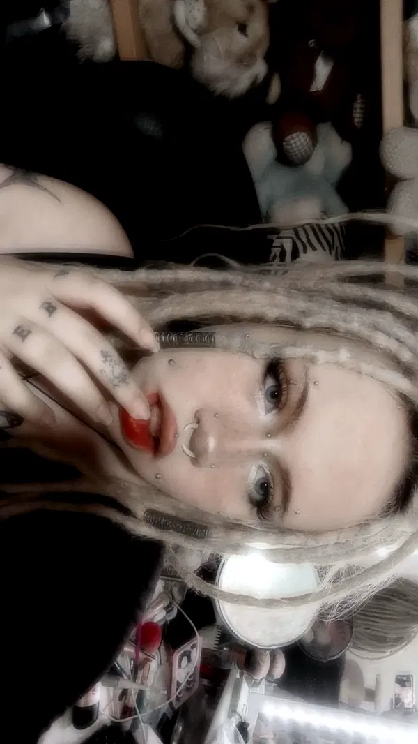 moonyyyya moonyyyya archive image