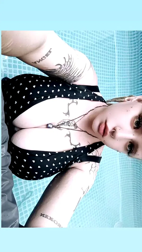 moonyyyya moonyyyya archive image