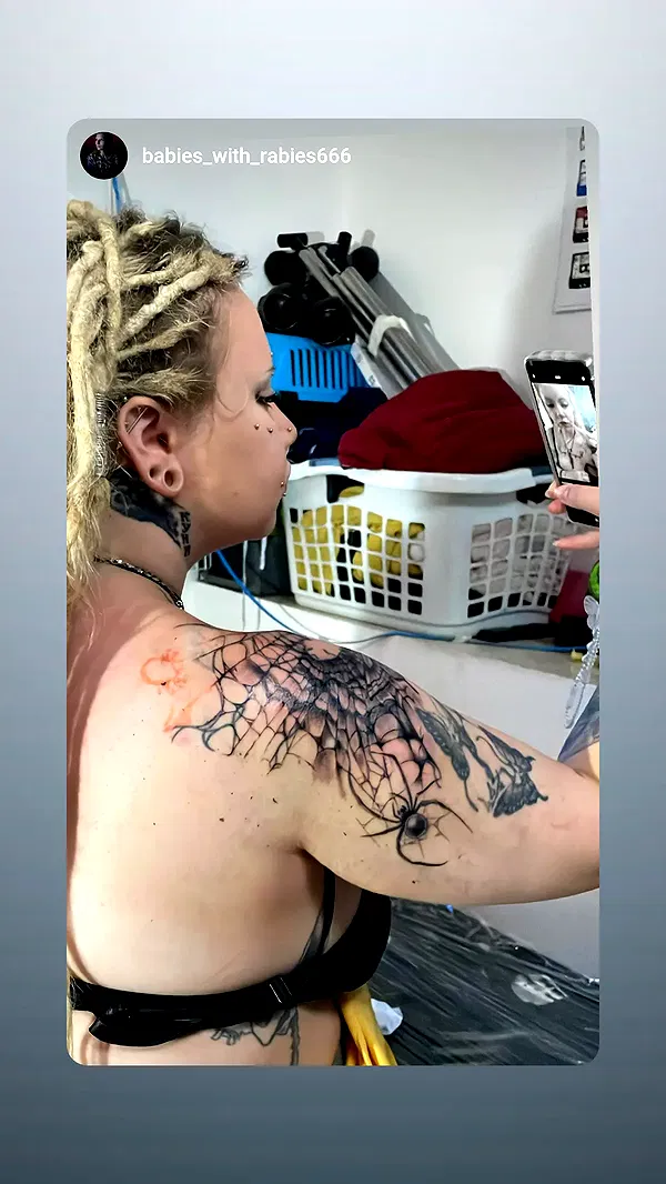 moonyyyya moonyyyya archive image