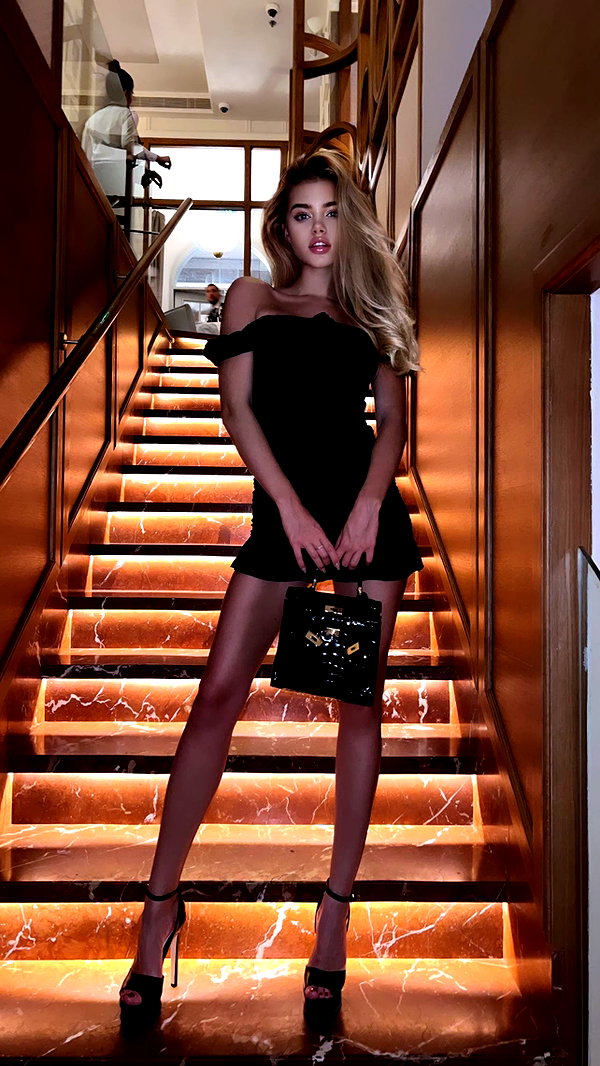 nastya_danillova instagram image archive image