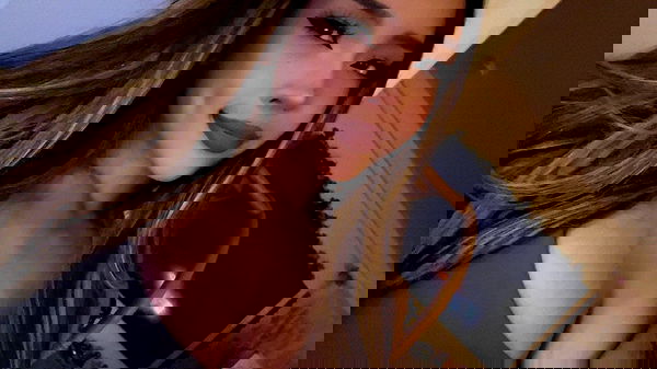 neiimaaa neiimaaa archive image