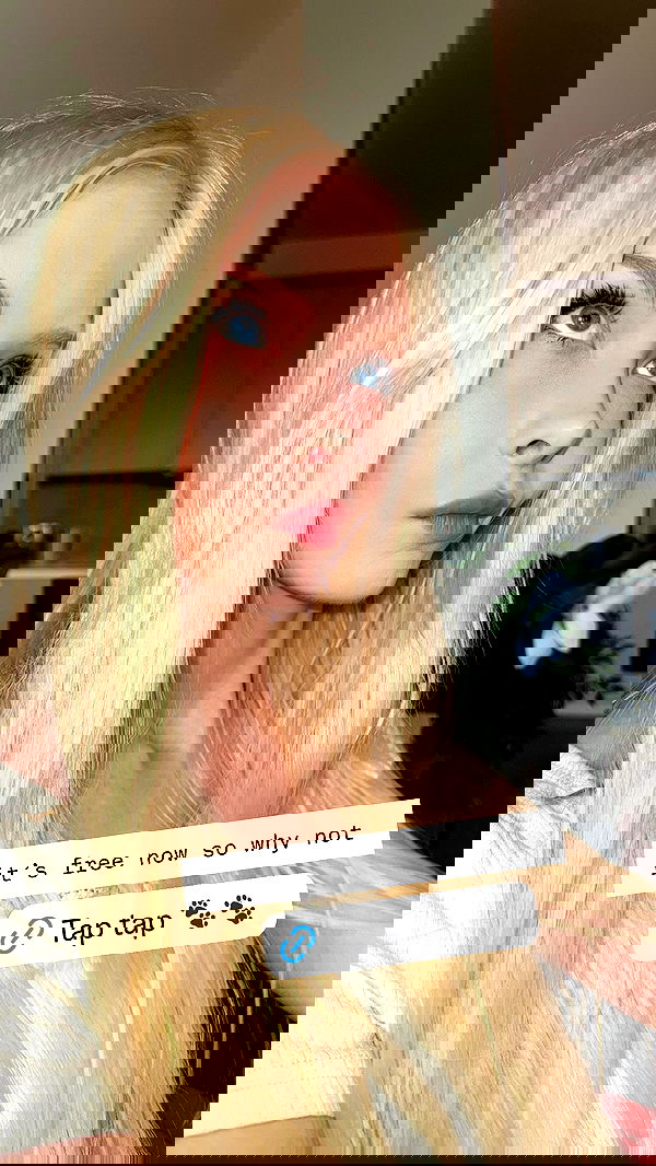 neondemoni image ~ Altpins