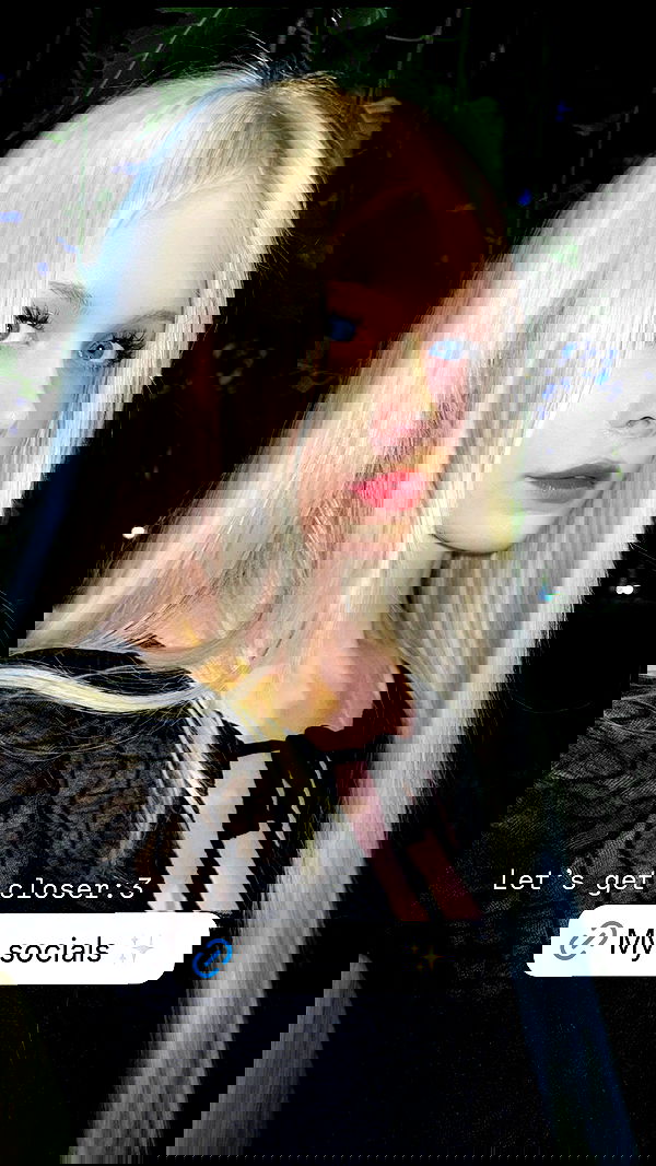 neondemoni image ~ Altpins