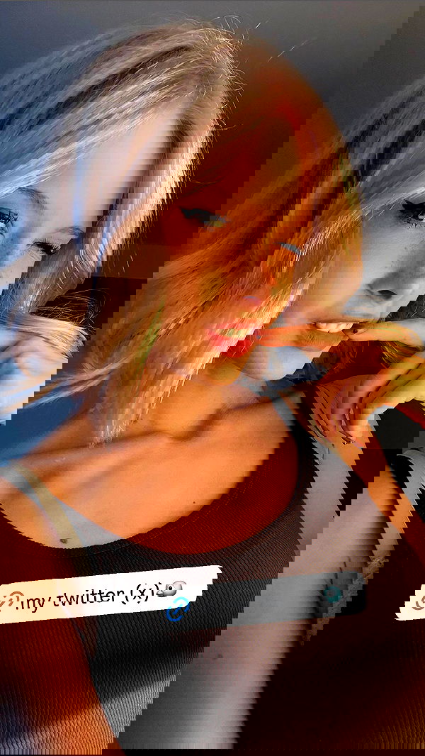 neondemoni image ~ Altpins