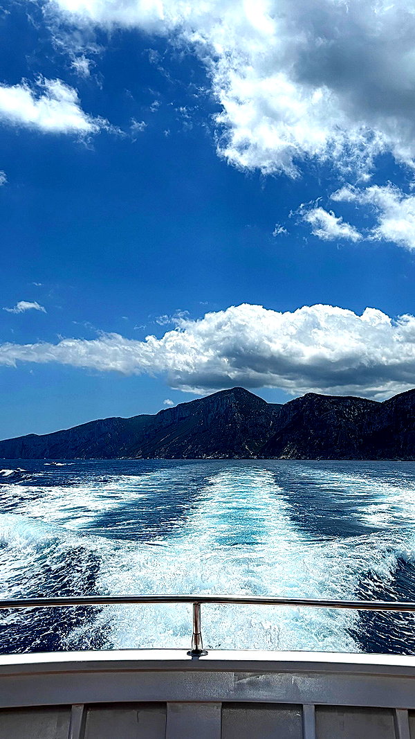 netabar instagram image archive image