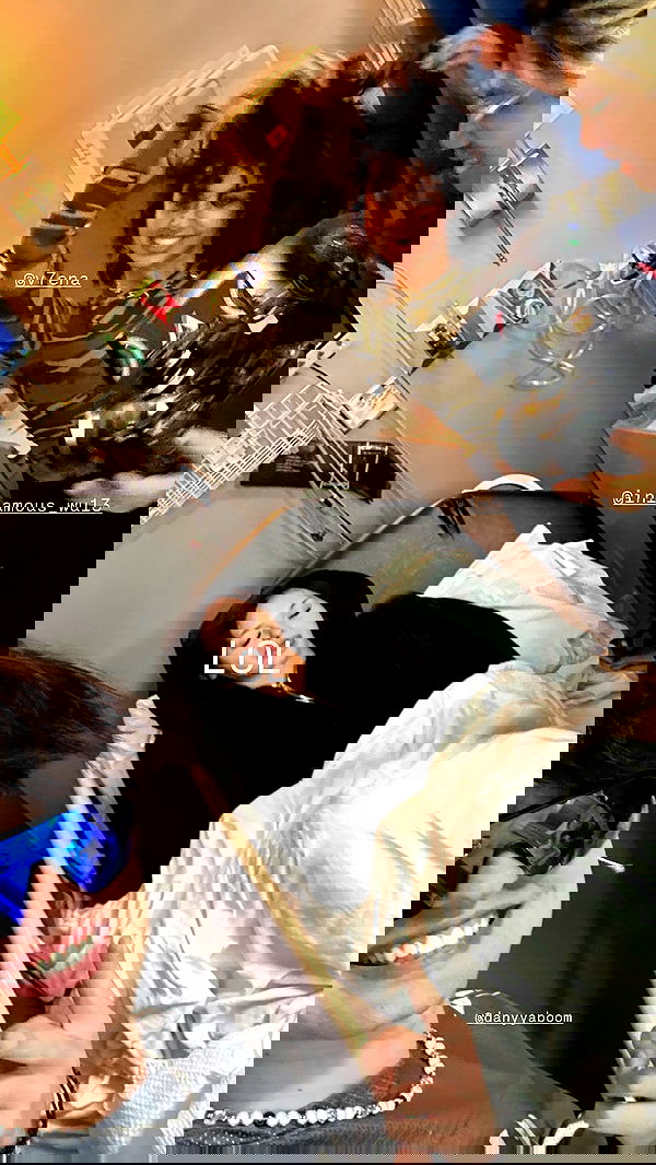 nevaaadaa nevaaadaa archive image