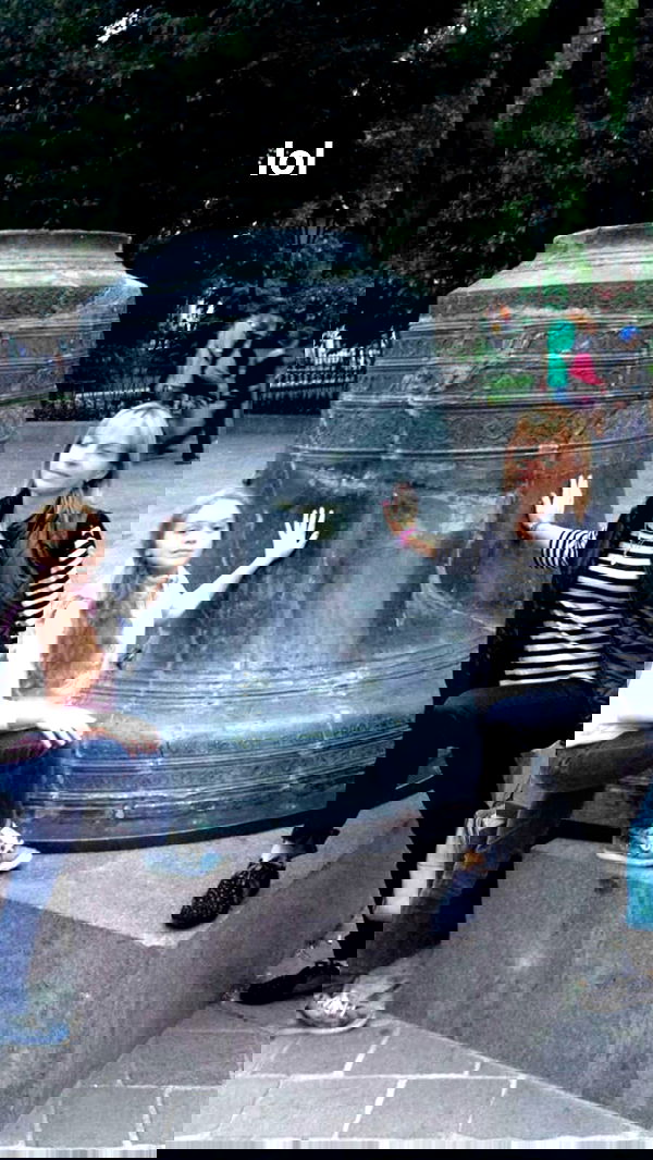 nevaaadaa nevaaadaa archive image