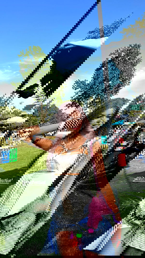 nevaaadaa nevaaadaa archive image