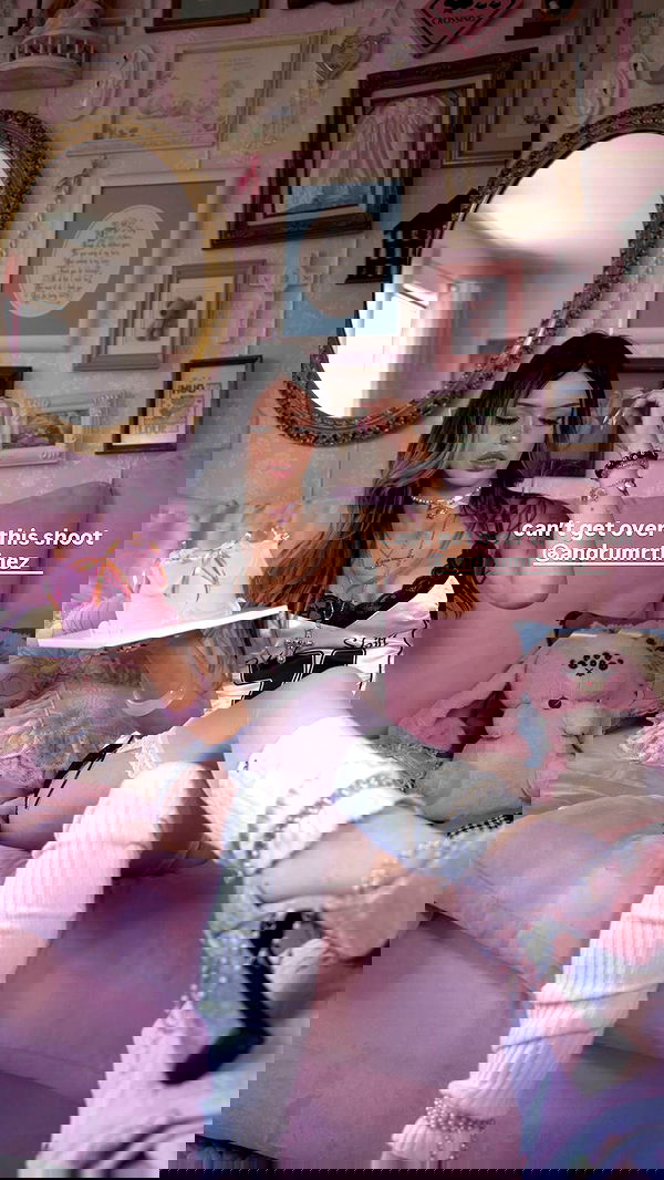 nevaaadaa nevaaadaa archive image