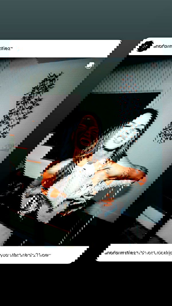 nevaaadaa nevaaadaa archive image