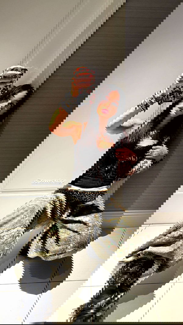 nevaaadaa nevaaadaa archive image