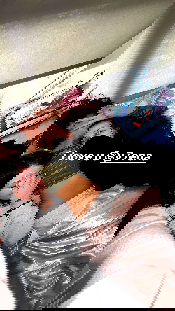 nevaaadaa nevaaadaa archive image