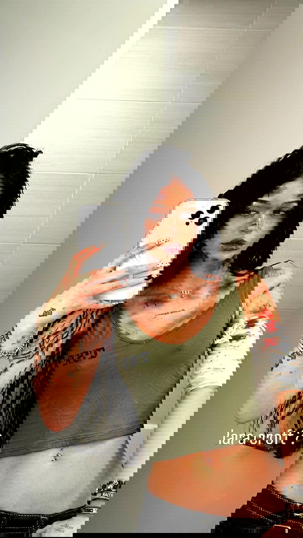 nevaaadaa nevaaadaa archive image