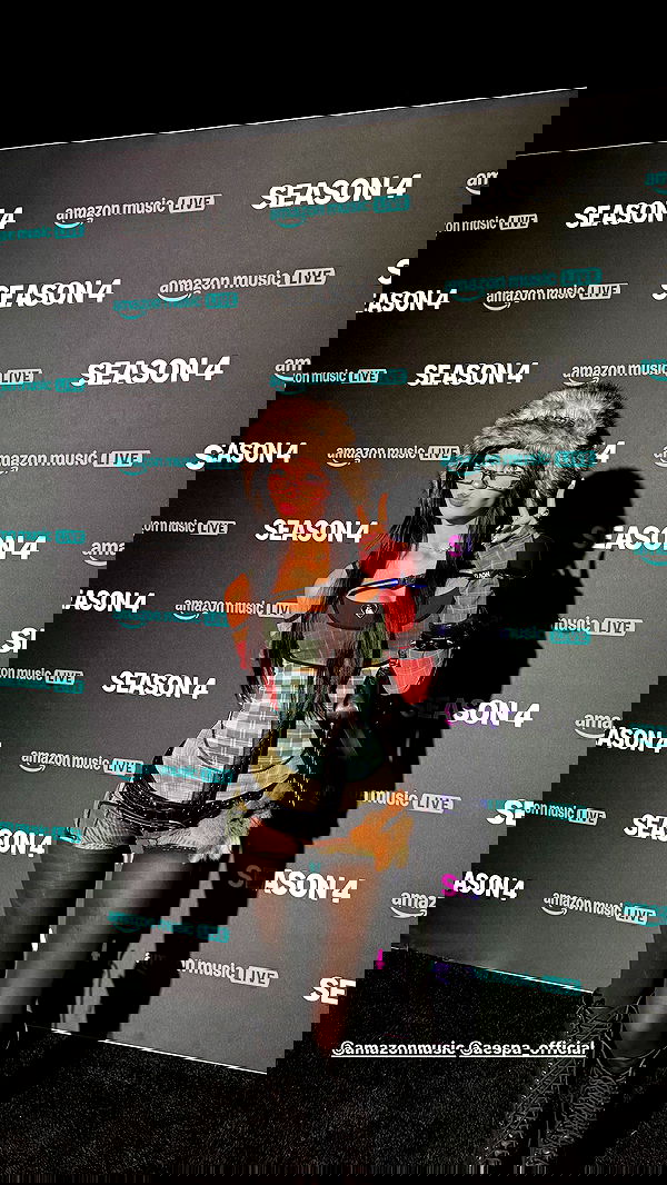 nevaaadaa nevaaadaa archive image