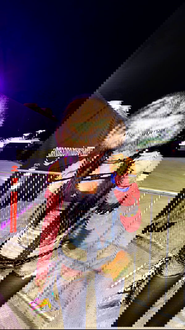 nevaaadaa nevaaadaa archive image