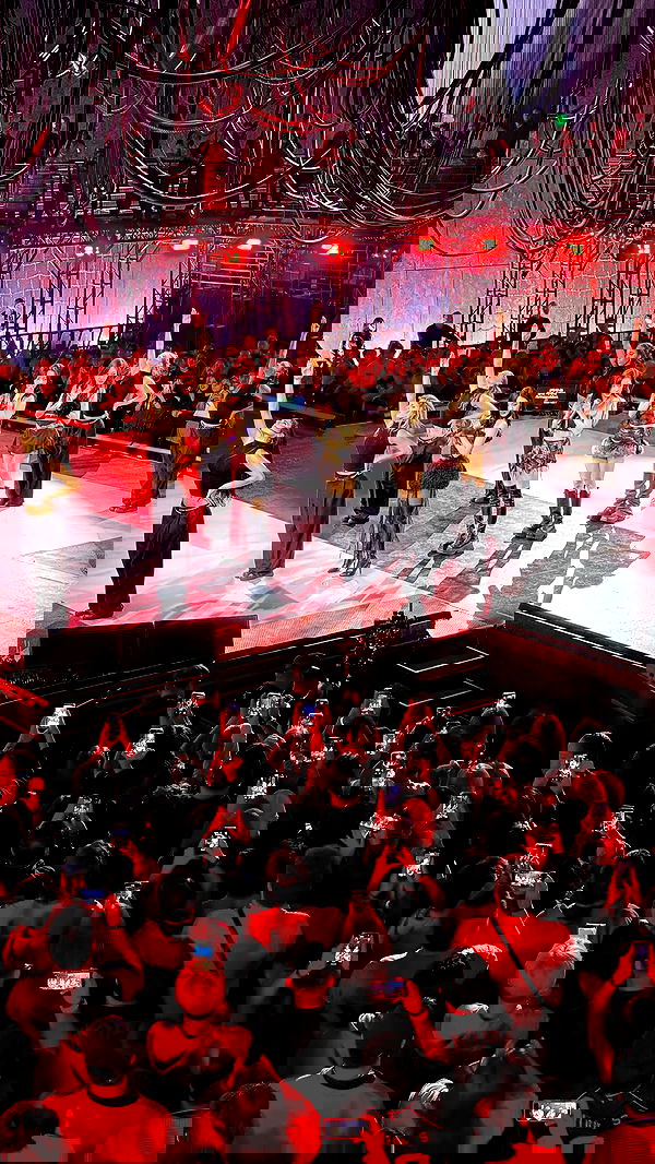 nevaaadaa nevaaadaa archive image