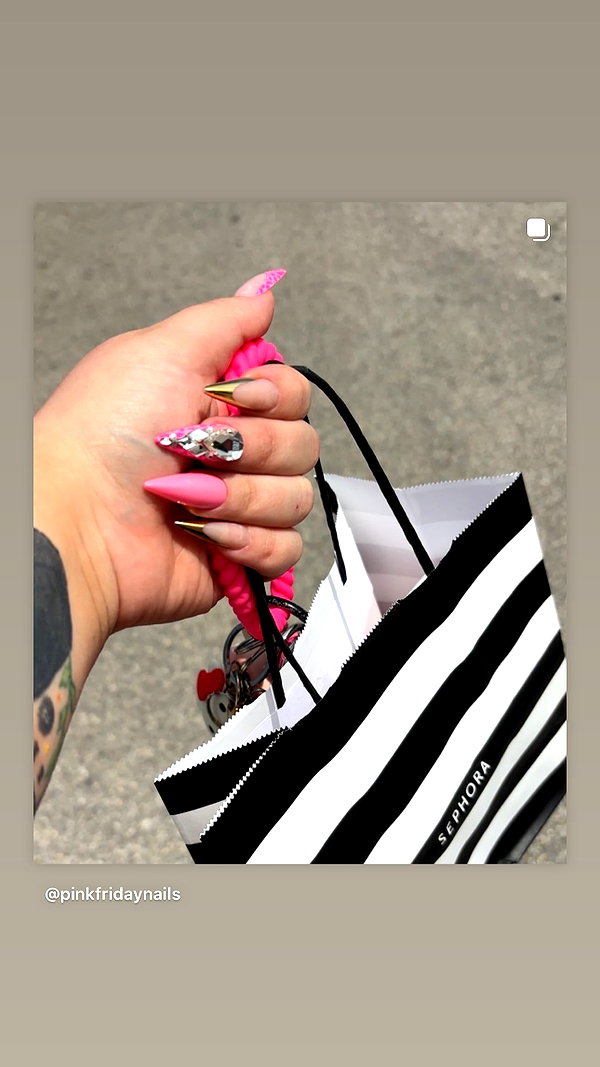 nickiminaj instagram image archive image