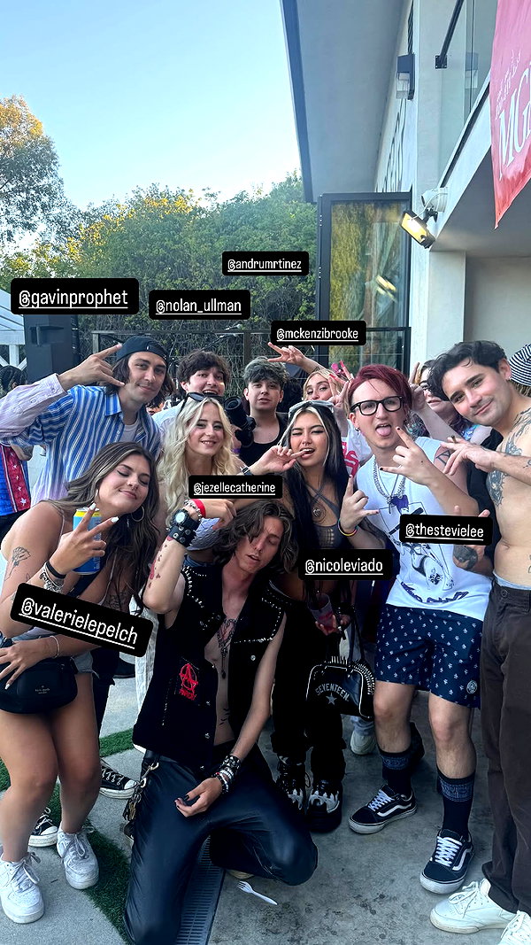 nicoleviado instagram image archive image