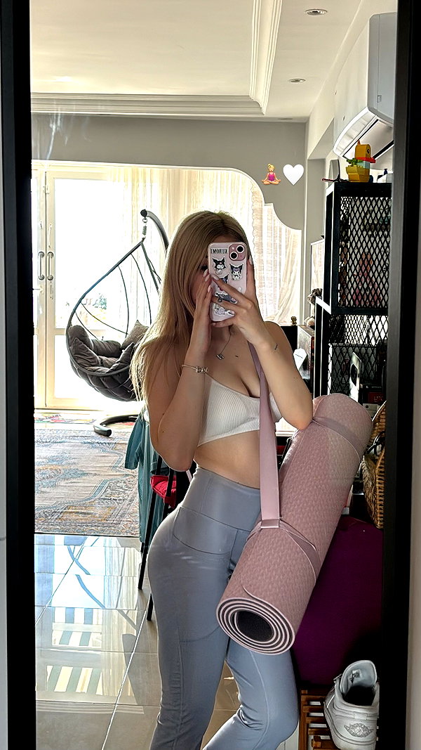 niisadurmaz instagram image archive image