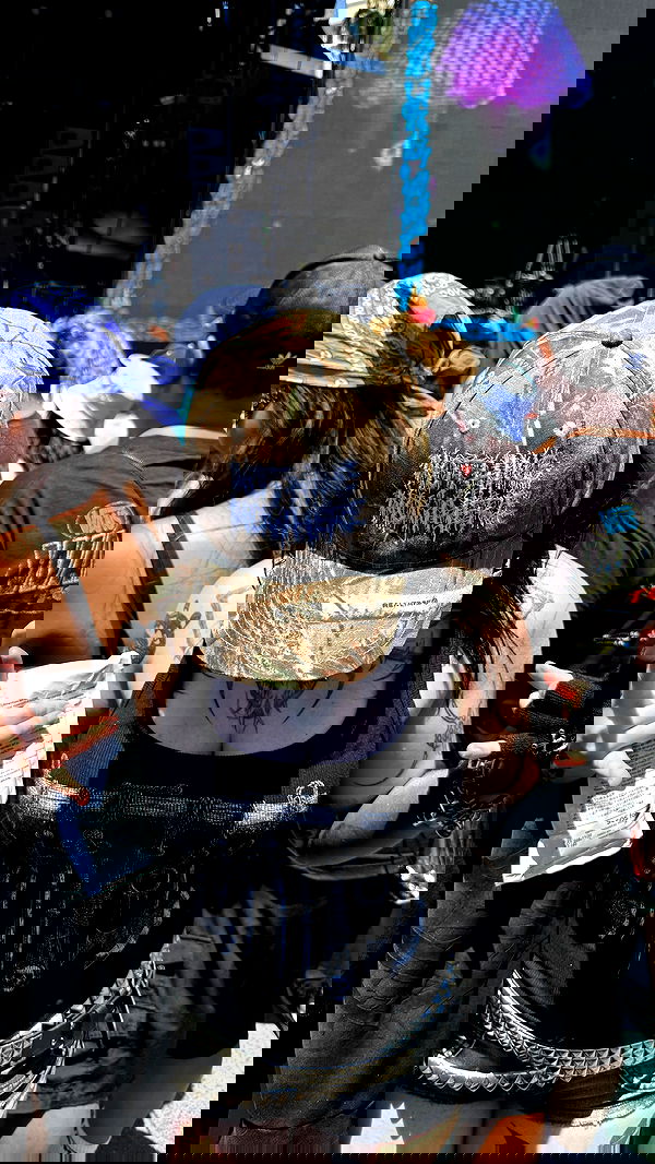 nikkibitez nikkibitez archive image