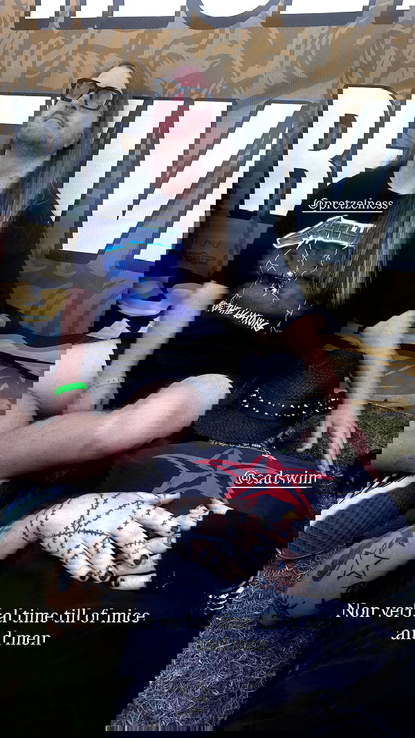 nikkibitez nikkibitez archive image