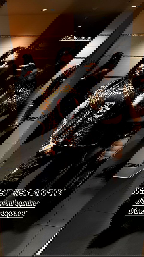 nikkibitez nikkibitez archive image